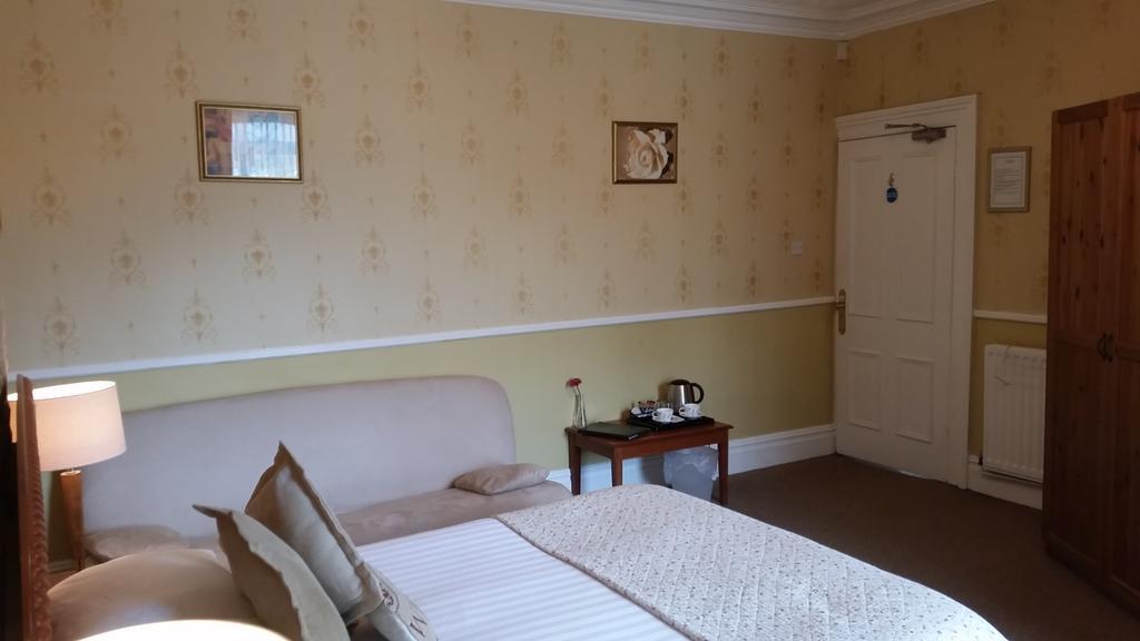 The Springfield Bed & Breakfast Ротбъри Екстериор снимка
